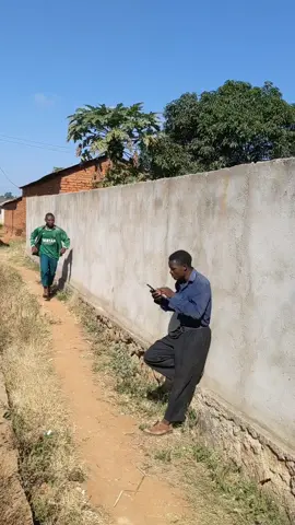 Nilijiona nimeshida #comedyvideo #funnyvideos😂 #mr_n #fyp #trendingvideo @mesh🕵️🕵️ 