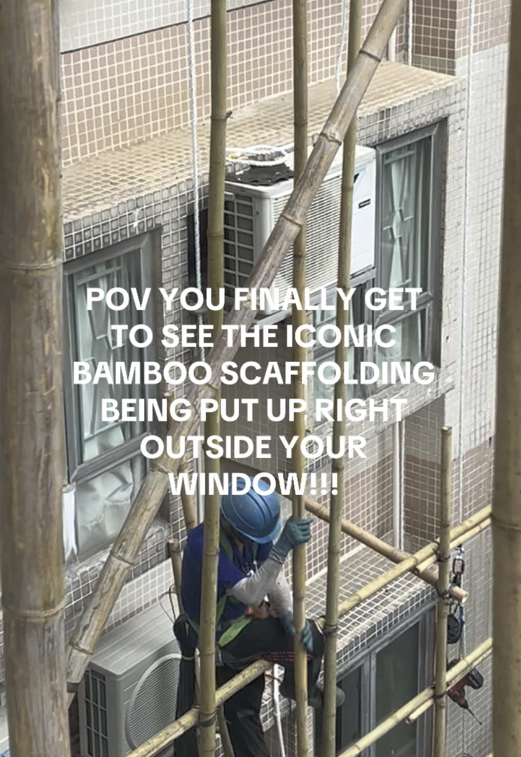 Hong Kong is one of the last places in the world to have bamboo scaffolding! #hongkong #bambooscaffolding #iconic 