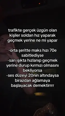 özetle trafik kurallarına uyuyorsa hayvanlar gibi üzgündür… #fypシ゚viral🖤tiktok #fyp #kesfetbeniöneçıkart #fypp #driver #fypシ 