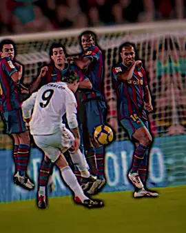 موكفهم تك رجل 😂🔥#الملكي_سيد_اوروبا🔥🇪🇸 #المصمم_بيـلـي💎 #الريال_مدريد_عشق_لاينتهي🔥⚽🖤 #تيم_وزارة_الدفاع_🚷 #بيليجهام_اسطورة_مدريد👑🔥 #فرنسا🇨🇵_بلجيكا🇧🇪_المانيا🇩🇪_اسبانيا🇪🇸 #15دوري_ابطال_اوروبا🏆❤️ #برشلونه_عشق_لا_ينتهي💞🔱🏅 #مبابي_الى_مدريد🔥💞 