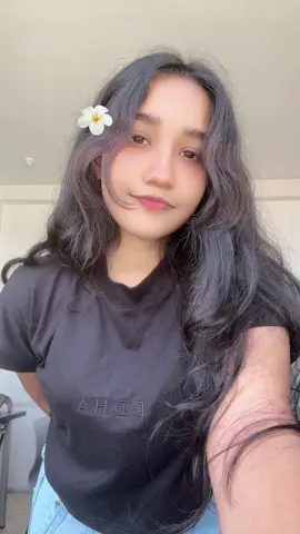 තරු රෑක 🥹💞 #tiktok#girl#cute#fyppppppppppppppppppppppp#video#oli