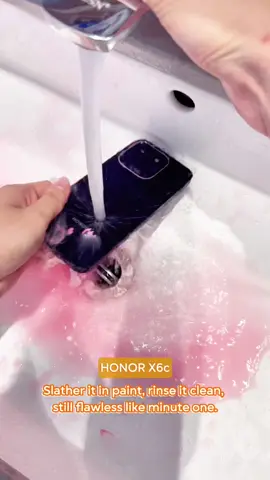 Mess-proof and mighty. #HONORX6c #HONOR