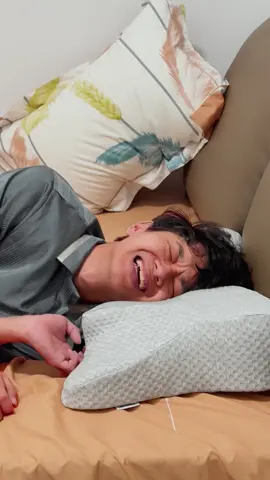 I will always love getting a better night of sleep 💤#SideSleeper #BackSleeper #ButterflyPillow #ErgonomicPillow #JIAAO #JIAAOPILLOW #NeckPain #CervicalSpondylosis 