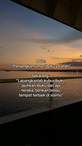 🥹🥹#sadvibes🥀 #anakbungsu #rinduibu #kangenibu #piatu #sedihmenyentuhhati #fypシ 