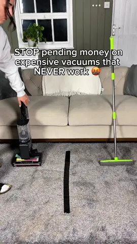 I can’t believe I’ve wasted all that money for YEARS 🥲🙃 #CleanTok #fyp #tiktokmademebuyit #pethairremoval #asmr #satisfying 