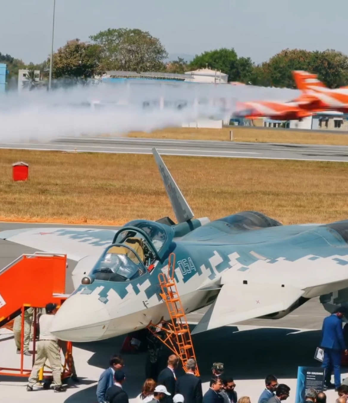 Su-57 the perfect blend of beauty and power #su57 #sukhoi #russia #fighter #russiaairforce #slavarussia #viral 