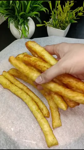 Foot long fries yummy wow  #yummy #taste #foryou #foryoupage #foodcontentcreator #viralrecipe #foodvlogger 
