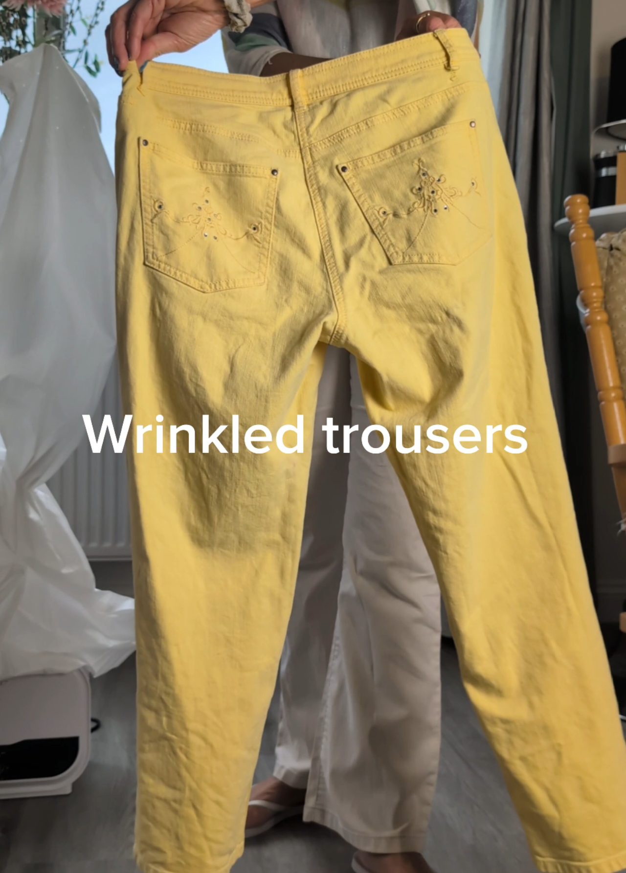 Our machine takes care of your trousers - no wrinkles, no effort 👖✨ #aironox #ironing #fyp #lifehacks #trousers 