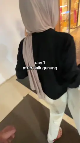 tolong kaki saya sakit 😭