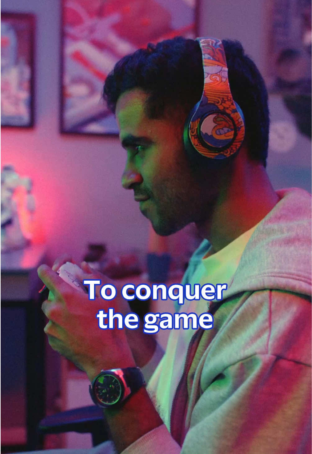 Begin your journey. One beat ignites your rhythm. 🎵💃 Create with Visa—one tap at a time. 💳✨ أغنية تغيّر مودك. 🎵💃 كن مبدعًا مع كل تمريرة لبطاقتك من 💳✨ Visa. #Visa #MakingIt