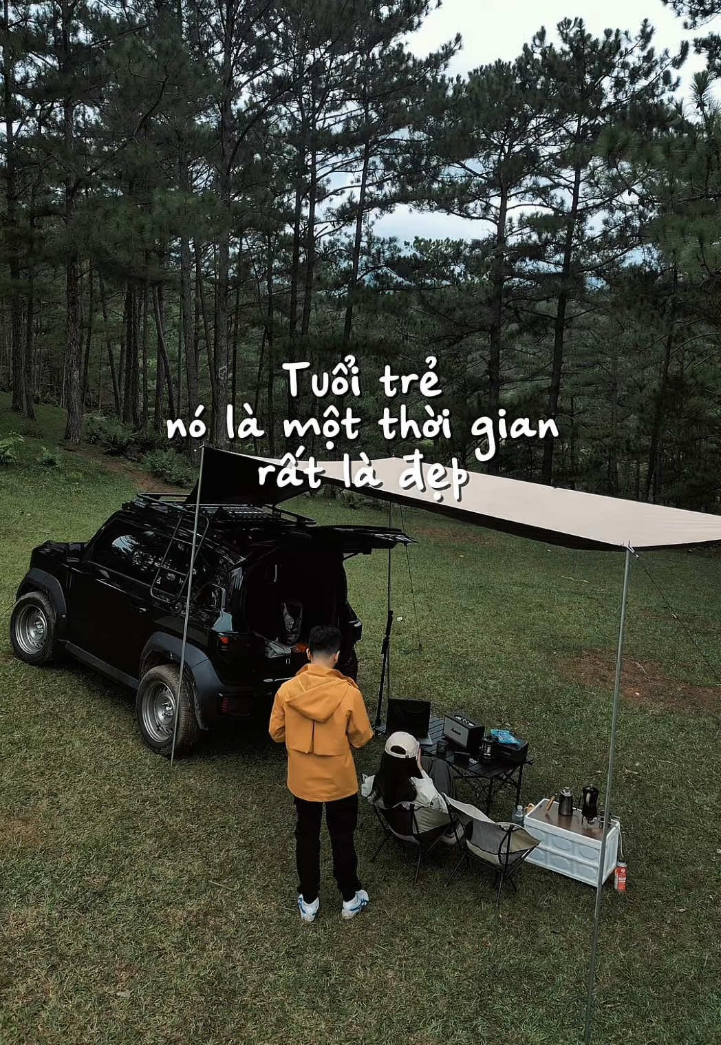 Camping cùng VF3 – hoàn toàn xứng đáng! Bọn mình đã băng qua hơn 300km chỉ để đến được nơi này, và khoảnh khắc cắm trại giữa thiên nhiên tuyệt đẹp thế này thật sự xứng đáng từng cây số đã đi. #VF3Camping #CampingVietnam #PhuotCungVF3 #CamTrai #CuocSongTuDo #XeDienViet #TraiNghiemThienNhien #RoadtripVietnam #VF3Adventure #CamTraiCungXe #vf3 #vinfast
