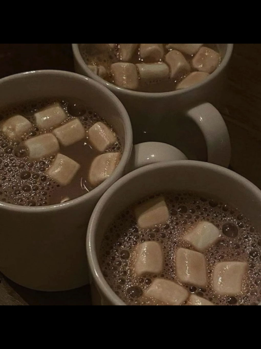 missing fall :(  #fyp #fypppppppppppppppppppppp #fypppppppppppppp #fall #fallvibes #fallaesthetic #autumn  #autumnvibes #autumnaesthetic #coffee #tea #cozy #gilmoregirls #vibes #viralllllll #pinterest #foryoupage #aestheticvideos #fyp #foryou #viral #tiktok #foruyou #forupage #fyupage #fyu #leaves #candles #tree #trees 