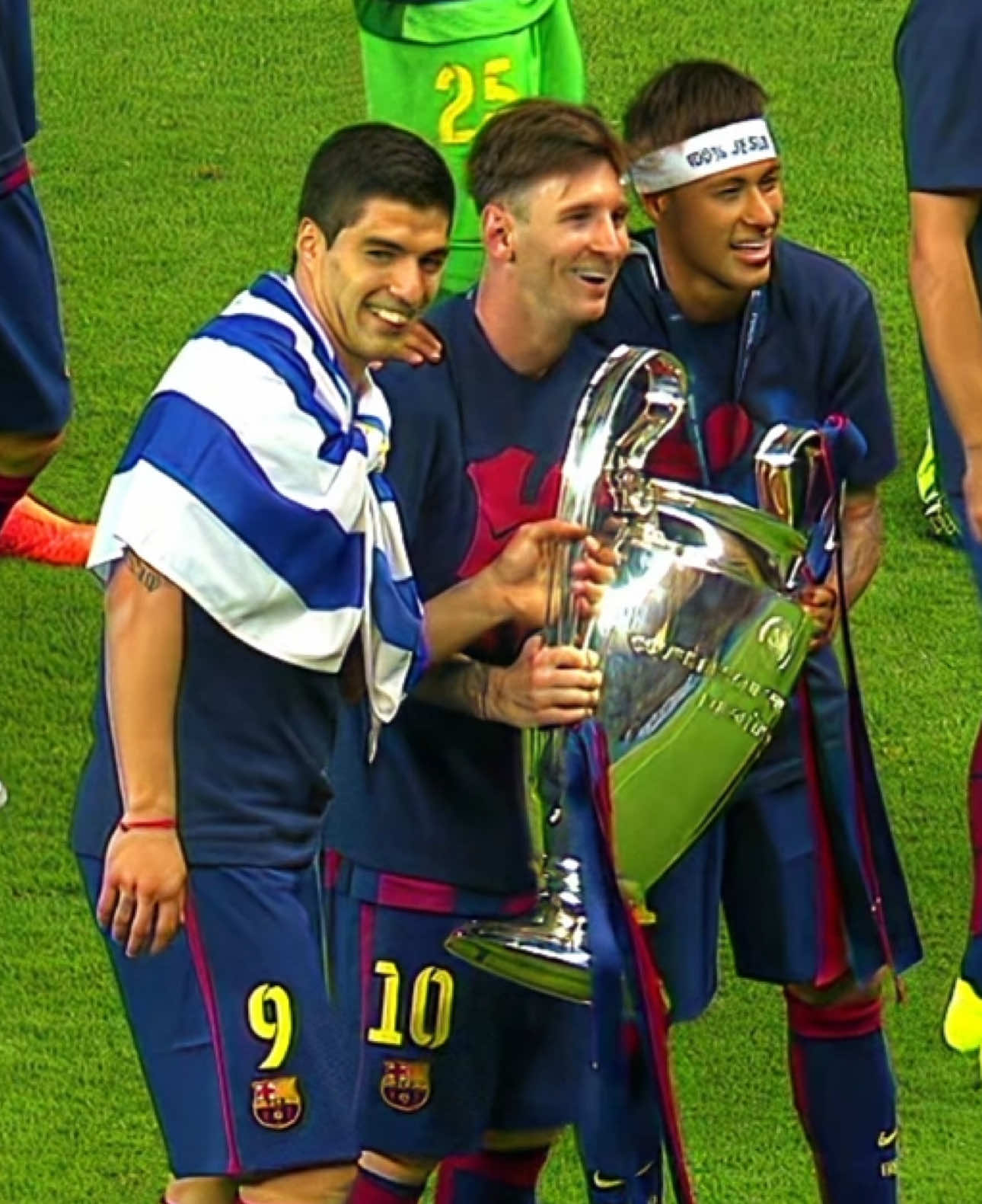 late night finds 🗣️ #neymar #neymarjr #barcelona #latenightfinds #football #Soccer #brazil #fyp #foryou #foryoupage #championsleague 