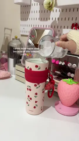 stay hydrated girlies!💋 #civago #civagotumbler ##civagoph #civagocoffeemug #tumbler #vacuumflask #insulatedtumbler #watertherapy  @Civago.ph 🍒🤍