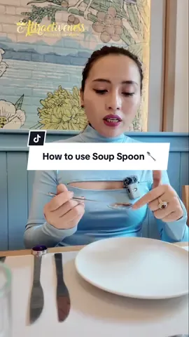 European soup ကို soup spoon နဲ့ဘလိုသောက်ရမလဲ 🥄 ပဝန်းကျင်အသံဆူနေလို့ တီချယ့်အသံကိုမြှင့်ပြောထားရလို့ပါရှင့်🩵@Attractiveness @EiMonKhine #attractiveness #treimonkhine #etiquettecoach #attract_active_wellness #mannersmatter #etiquette #fyppppppppppppppppppppppp #fypviral #trendingvideos #dining #finedining #tablemanners #soupspoon