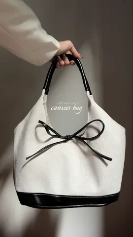 she so pretty ⋆. 𐙚 ˚  #canvasbag #bowbag #everydaybag #gotobag #shoulderbag #largecapacitybag #classybag 