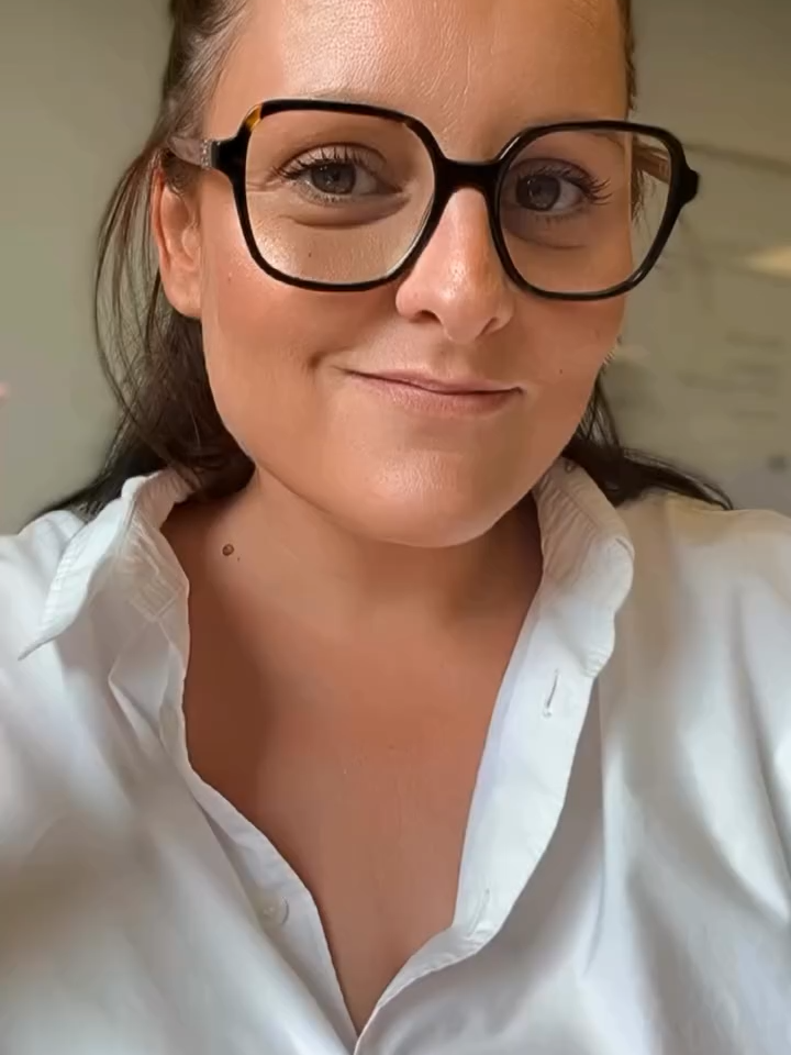 ‼️Tu dois voir ce post si tu es salarié ! Enregistre-le et partage-le tu pourrais un jour en avoir besoin ! 👩🏻_🏫 👉🏼 Et fonce mettre en favoris le site du Code du travail numérique !  #rh #ressourceshumaines #droitdutravail #entreprise #fyp #pourtoi #codedutravail #ruptureconventionnelle #codedutravailnumérique