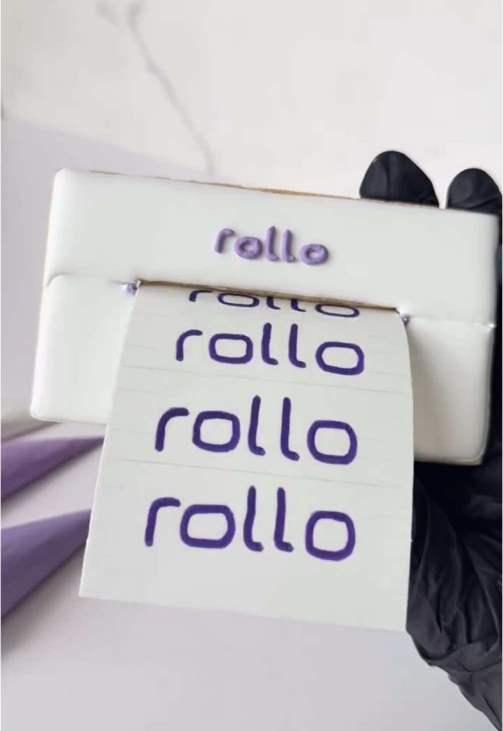 Shipping with Rollo IS this sweet 😋  #inklessprinter #cookiedecorating #cookieart  @Laura Alvarez 