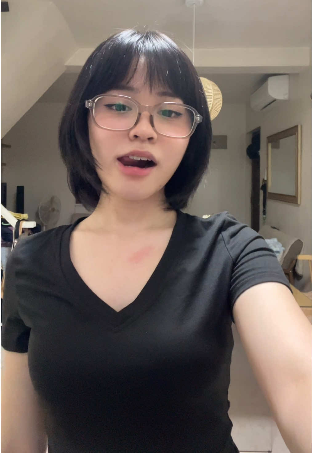 its just a scratch po (hmu if u look like ichigo kurosaki)