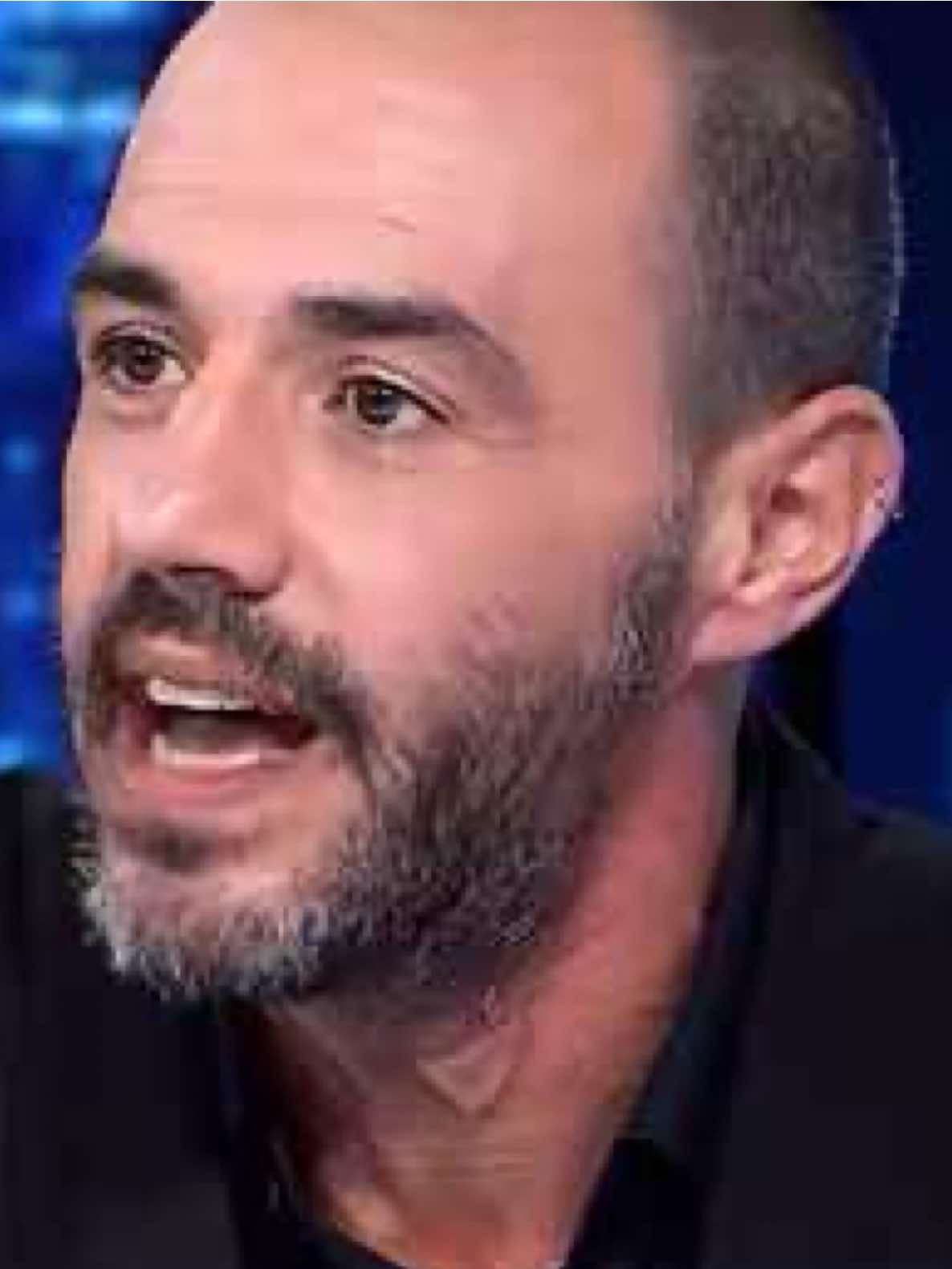 “יש פה אג׳נדה שפוגעת בביטחון המדינה”: איתמר פליישמן במתקפה חריפה על ערוצי השמאל #ערוץ14 #ישראל #מלחמה #הפטריוטים