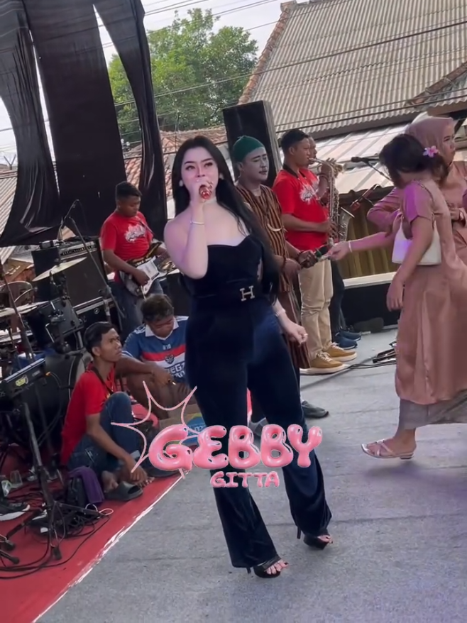 jablay #gebbygita #gebbygitta #fy #fouryoupage #fyp #fyppppppppppppppppppppppp #tarling_indramayu_cirebon #thegoldenstarofpantura #desiparaswati #gemoylovers 