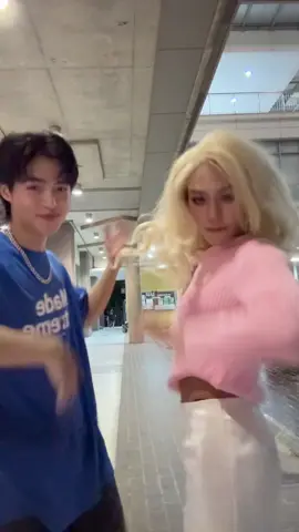 ยามว่าง =  @เป็นแฟนคลับตัวเอง 