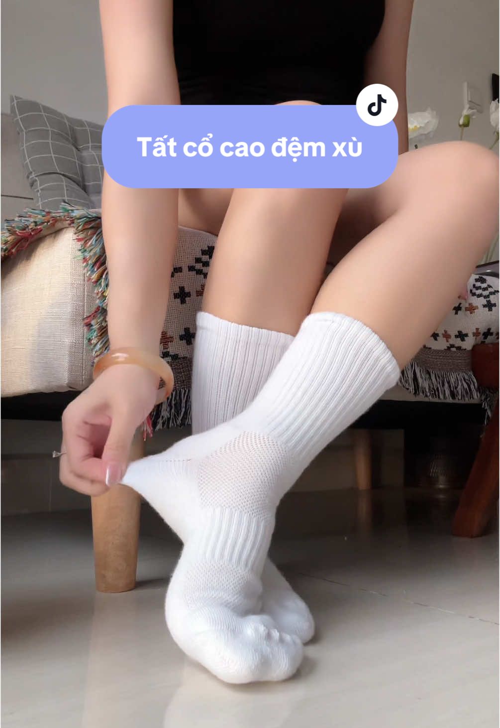 Ông bà nào thích đi tất đệm dày nên thử tất xù nhà này nha #quynhdiriviu #gomtat #tatcocaogomtat #tatcocao #tattron 