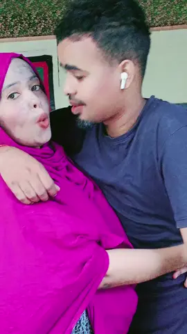#somalitik🥹Nolosheyda @🐝🍯Burhaan Yasmin FamilY 🍯🐝 @ismaaciildaahirsulub @kiineeybbe❤️ @My queen❤️👸🏻 