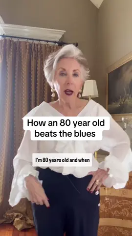 The best medicine 🍸👯‍♀️👗 #fabulous #80andfabulous #80yearsyoung #80 #advice 