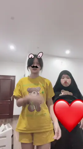 Thk e tui bị điên á.Dc k@Đka hmyy! @౨ৎTwinkle Steps Team౨ৎ #Twinklestepsteam#xh #xuhuongtiktok #xh❤️🍀🍀 #dance #ttdance 