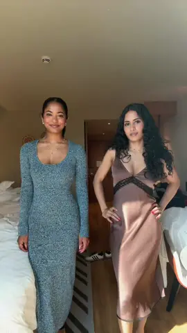 ignore our messy room.. @divsabapathy 
