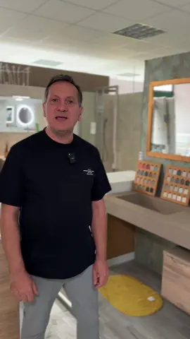 Una signora da Firenze è venuta fino a Carpenedolo per portarsi a casa ben 2 mobili in ecomalta! 🤩 Altrove li ha sempre trovati a non meno di 3400€, ma da noi… li ha pagati solo 1190€ l’uno! 😱 Disponibili in tantissime colorazioni, con cassettone in alluminio a doppio fondo super resistente. Vi aspettiamo in showroom! 🛋️💥  • • • Il mobile bagno che hai sempre desiderato, con qualità e stile garantiti con prezzi imbattibili!✨ Presso Arreda Bagno offriamo soluzioni d’arredo moderne e funzionali, pensate per valorizzare ogni ambiente bagno con eleganza e praticità. 📍 Via dell’Indipendenza 53, Carpenedolo (BS) 🕦 Orari di apertura: Lunedì - Venerdì: 9:00–12:00 | 15:00–18:30 Sabato: 9:00–12:00 ❌ Domenica chiuso #bagno #arredaconstile #arredobagno #new #arredabagnocarpenedolo #bathroom #design #interiordesign #superprezzi  BAGNO ARREDO BAGNO MOBILE