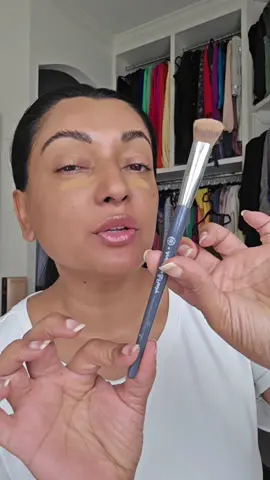 the one concealer brush you need A506 BRUSH  #concealer #concealerhack #darkcircles #puffyeyes #makeuptools #bkbeauty 