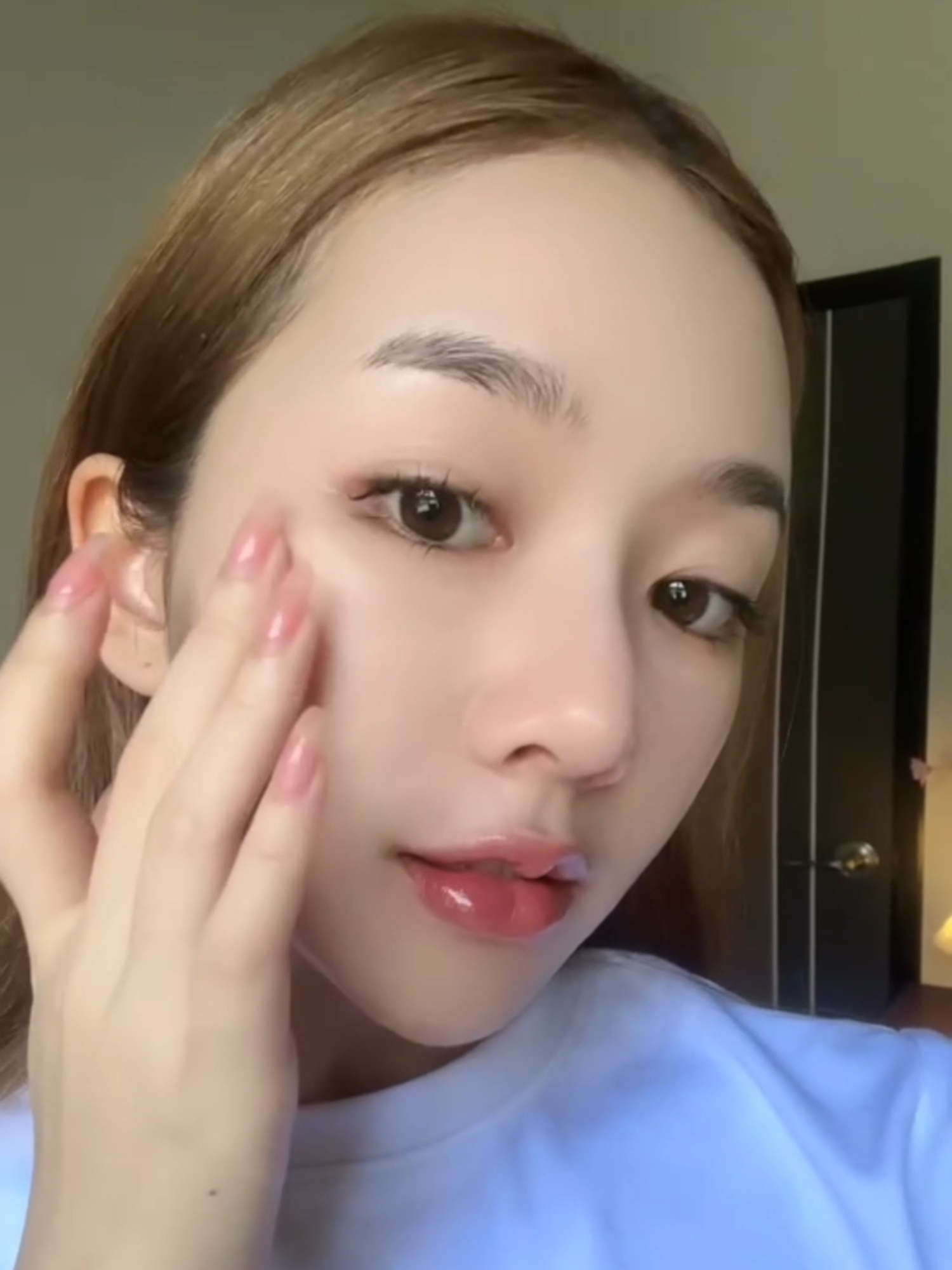 ⁉️ทำยังไงหน้าก็ไม่ใสสักที ⁉️ ลองใช้ Galactomyces Glutathione Daily Mask จาก SOME BY MI ทุกวันแล้วจะรู้สึกได้เลยว่าผิวโกลว์ ฉ่ำ สดใสขึ้น✨ #SOMEBYMI #Somebymi_th #sheetmask #ป้ายยาskincare #ป้ายยาสกินแคร์ #kbeauty #ป้ายยาTikTok #ดูแลผิว #สกินแคร์ #skincare #sheetmasks #บำรุงผิว #ป้ายยาบิวตี้ #ผิวชุ่มชื้น #ผิวใส #ผิวเรียบเนียน #masksheet #ผิวโกลว์ #brightening #ผิวกระจก #glutathione #galactomyces