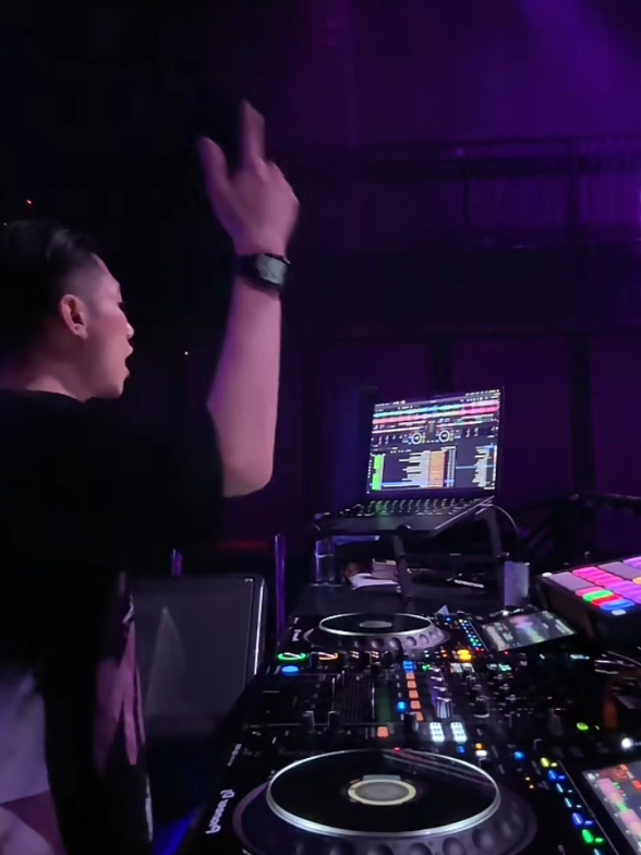 #mrwolf #djipank #shelter #breakbeat 