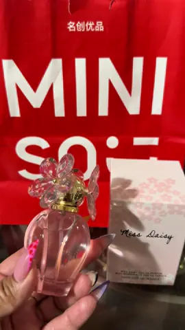 If you live close to a @MINISO OFFICIAL store you must check them out! I absolutely love this perfume Miss Daisy! I can’t wait to purchase more scents! #perfumetiktok #Ismellgood #iloveperfume #beauty #fragrance #skincare #blackesthetician #skincare #fyp #fyyyyyyyyyyyyyyyy @MINISO United States 