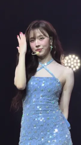 aespa in amsterdam mine winter fancam @aespa official #aespa #aespaconcert #aespainamsterdam #aespamine #winter #winterfancam #fyp #kpopfyp 
