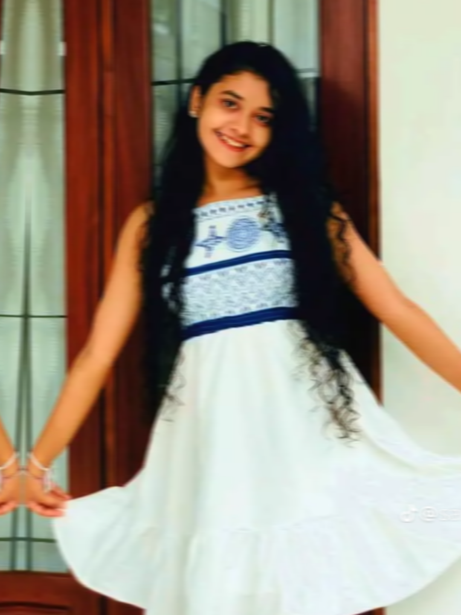 ගොඩක් කට්ටිය හොයන ලන්කාවෙ ලස්සනම නිලිය🥰❤️  ##foryoupage #foryou #viralvideo #viraltiktok 