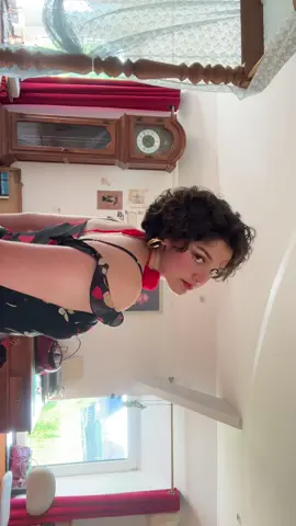 waiting for people to hang out and dance salsa with