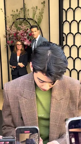 eunwoo leaving his hotel for the ysl show #fyp #kpop #kpopfyp #eunwoo #eunwooastro #eunwooedit 