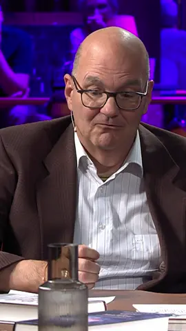 MACHT DER ZYKLEN - Ganze Folge auf YouTube —> Link in der Bio / #fairtalk #fairtalktv #AufAugenhöhe #zyklus #politik #bundestag #revolution #ddr