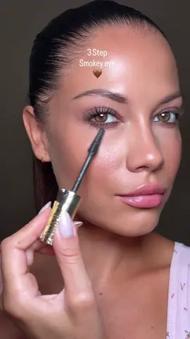 The easiest Smokey eye ever ! 🤎 • @Armani beauty eye tint 36M  @YSL Beauty Crushliner 2 @L’Oréal Paris  Panorama mascara brown  • #makeup #makeuptutorial #easyeyemakeup #smokeyeyes #softglam