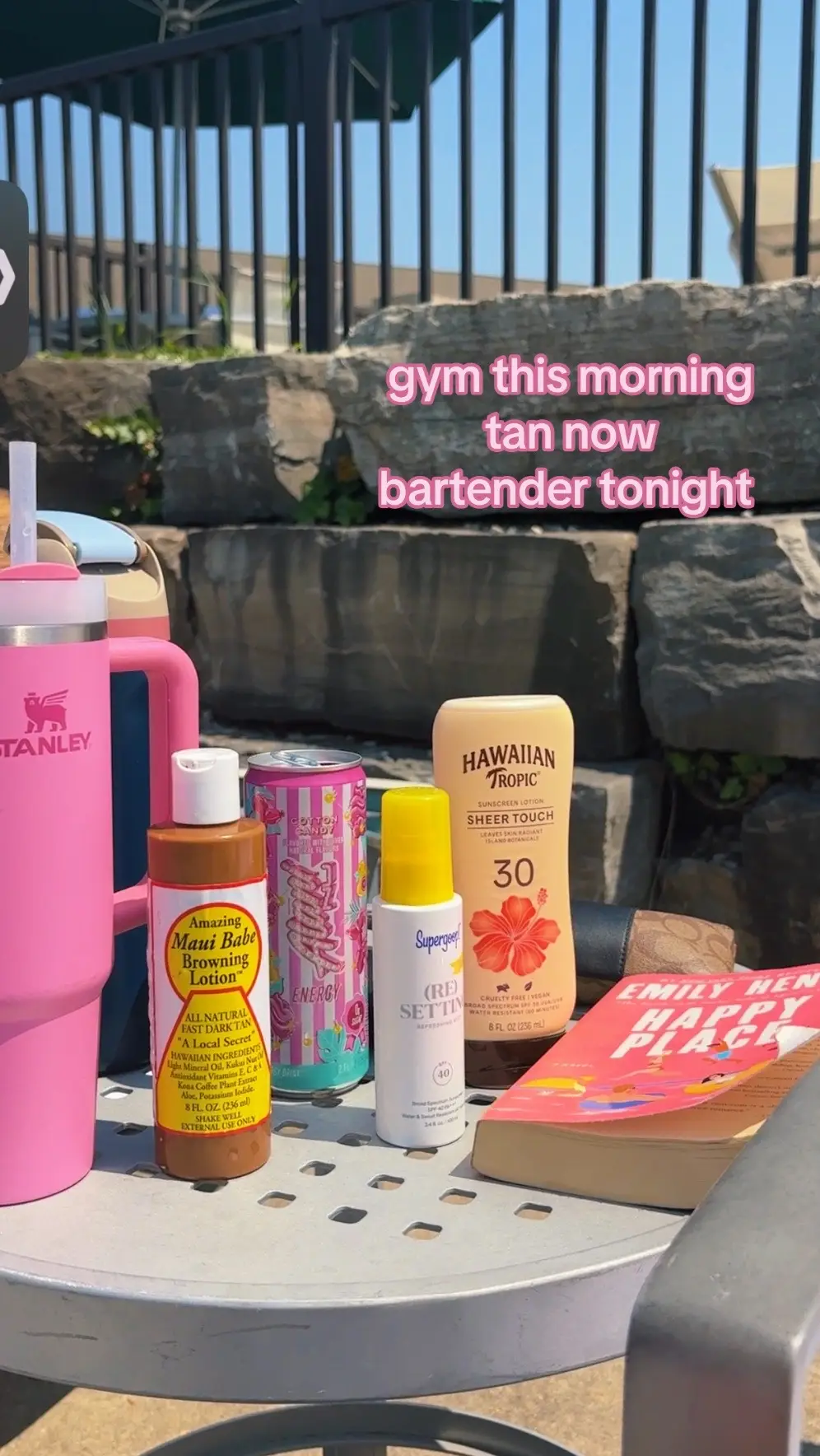 Pretty much sums me up #fypシ #relatable #Summer #gym #tanning #bartender #viral #GymTok #uvindex #diml 