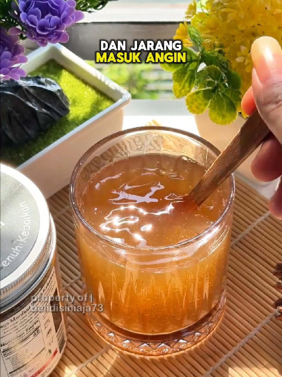 Bag 933 | Ngerasa gampang capek, masuk angin, atau nggak fit? Coba jahe bubuk praktis ini. Banyak yang ngerasa badan lebih enak, hangat, dan pencernaan lebih lancar. ✅ Sudah BPOM & Halal ✅ Udah manis, tinggal seduh 🔥 Diskon 40% + potongan ongkir 🛒 Klik keranjang kuning sebelum kehabisan! #JaheBubuk #MinumanSehat #IbuSehat #KaryawanSehat   #SehatItuPenting #MinumanPraktis #KerjaProduktif   #JagaKesehatanKeluarga #CekKeranjangKuning #Diskon40   #GayaHidupSehat #AntiNgantuk #minumanherbal #paydaysale