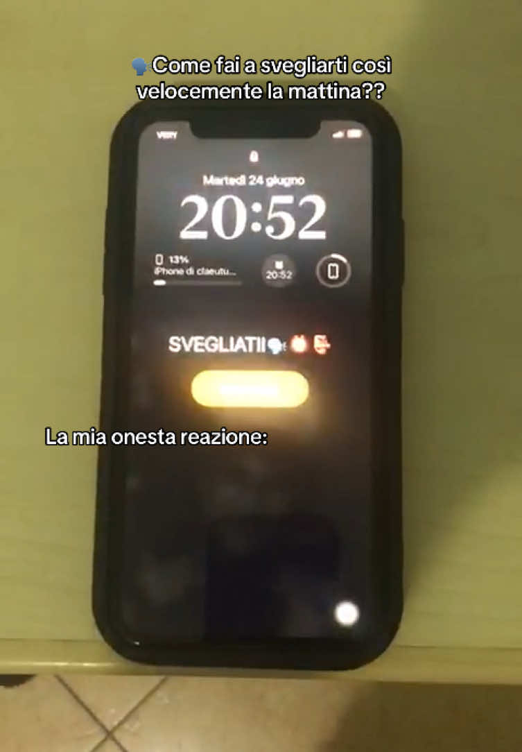 HAHHAHAHAHAH, ve l’ho assicuro, la mattina prendo certi infarti hahahah || taggate Leu @Leutum !!! || #leutum #sveglieutum #Leutum #LEUTUM 