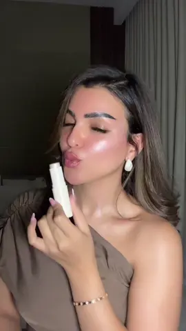 هايلايت هارتس تعبت علشان الاقي نفسسسسه يجننن بنات نظافه ✨✨✨ Ad @heartscosmetics #احلام_العنزي #girl #هارتس #هايلايتر #جلو #إضاءة #fypシ #girl #makeup 