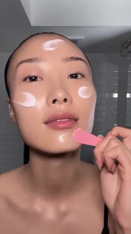 DIVINE GLOW ROUTINE! ✨ Divine Skin: Rose 001™ The Essence 💫 Hydrating Glow Cream 💖 Divine Cream Blush: Legendary Glow Color Balm ‘PEACH LOTUS’ 💋 LUST: Gloss™ ‘ASTRAL MOON FLOWER' #skincare #patmcgrathlabs 