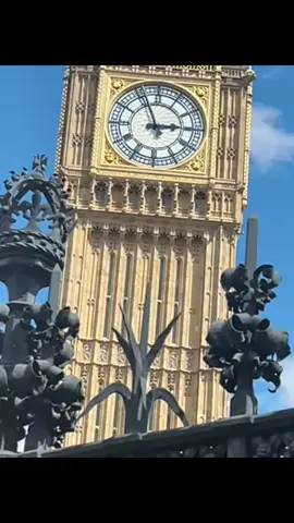 Went to London thought I was in bogdad #itschanged 