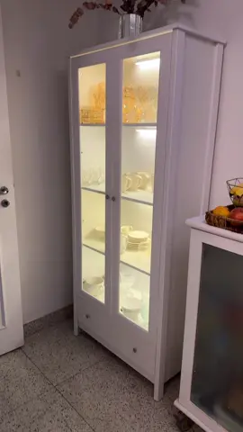 Olha… gente … dona de casa é as vezes empresária 👩‍💼…  #casa #cozinha #cristaleira #shopee 