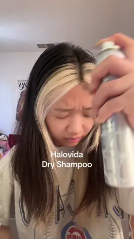 filmed this right after getting out of bed #commitment #dryshampoo #halovida @HALOVIDA 